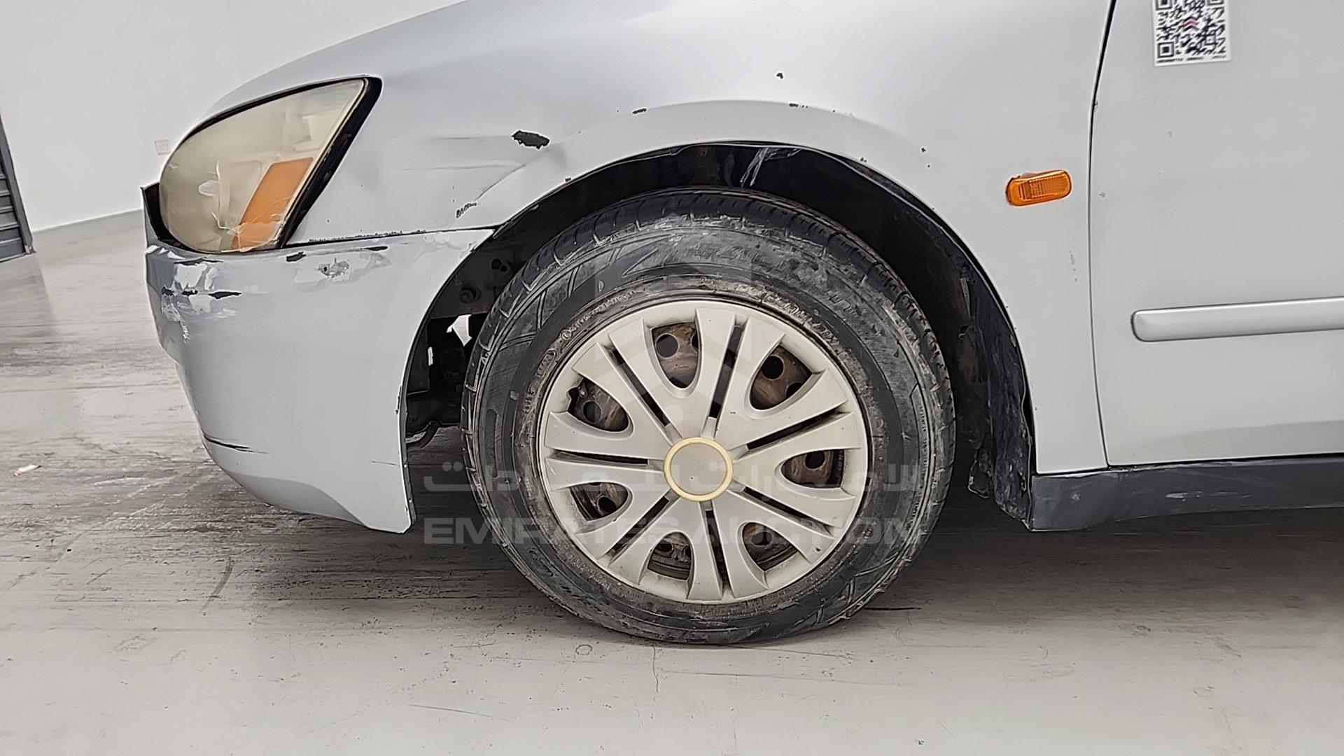2004 HONDA ACCORD VIN: JHMCM56584C413076