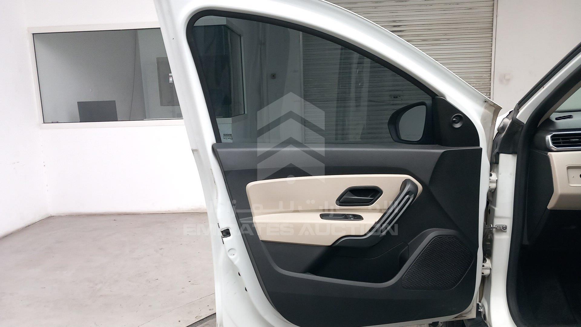 2019 RENAULT DUSTER VIN: VF1HSRSC7KA471518