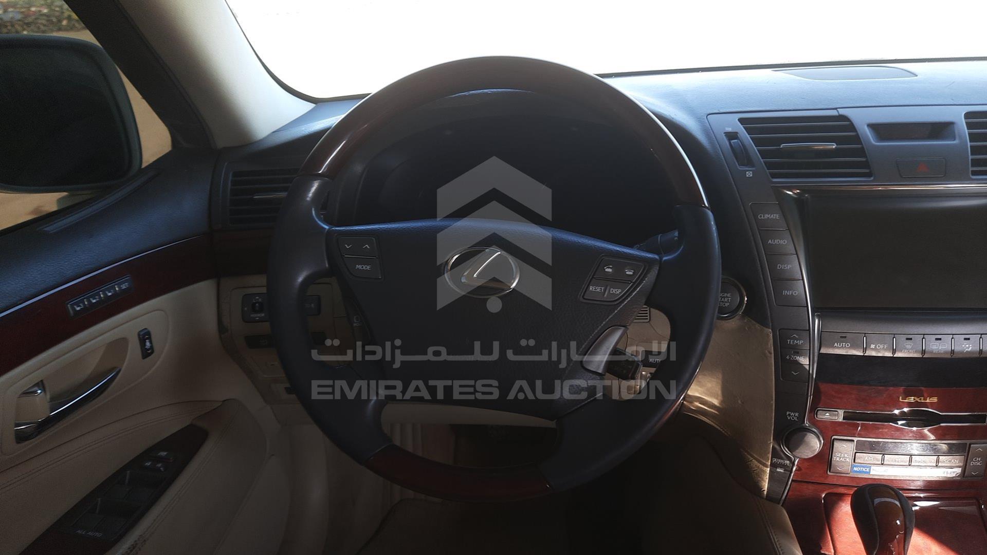 2008 LEXUS LS 460 VIN: JTHGM46F785028994