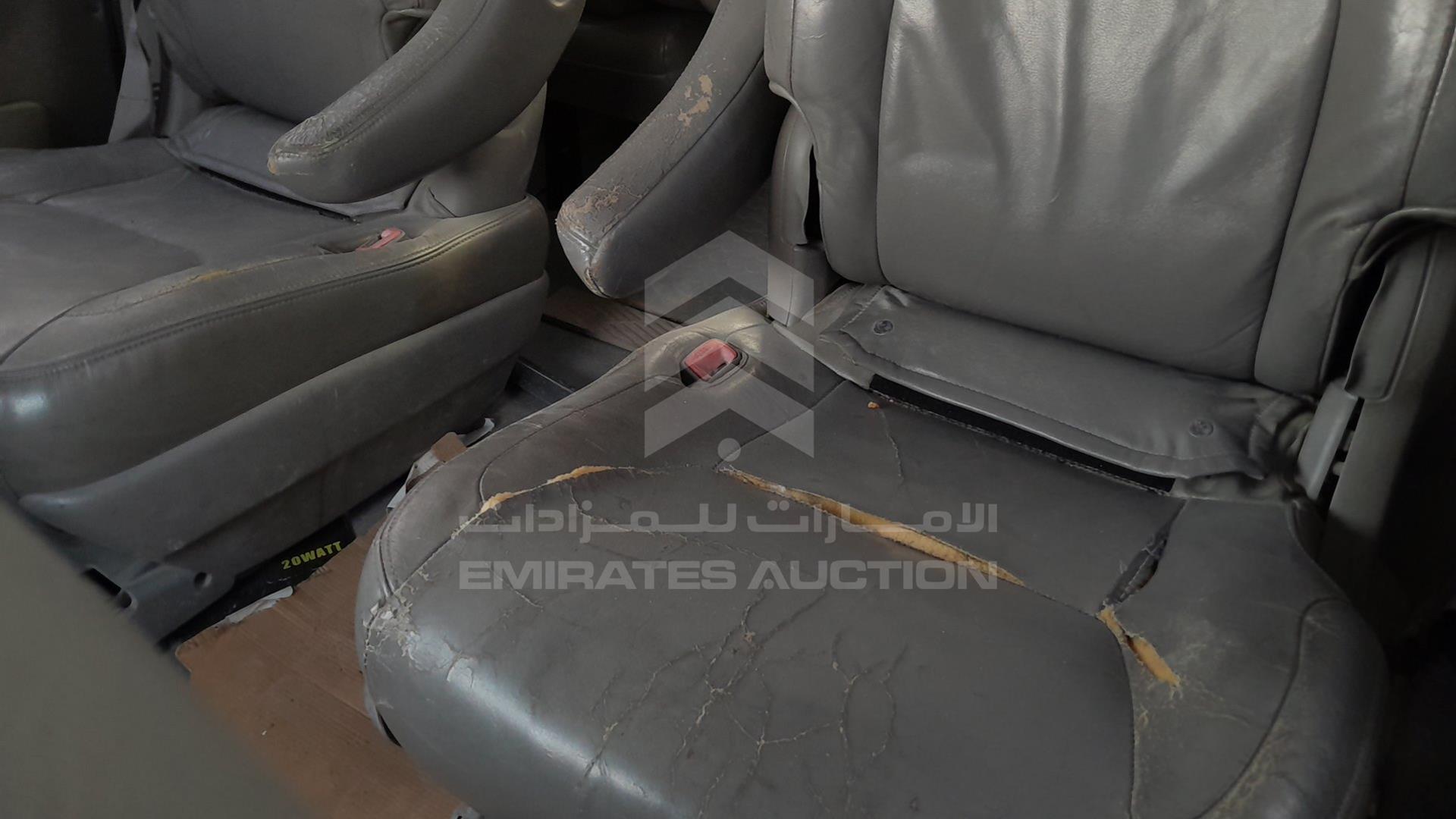 2010 TOYOTA SIENNA VIN: 5TDYK4CC9AS302282