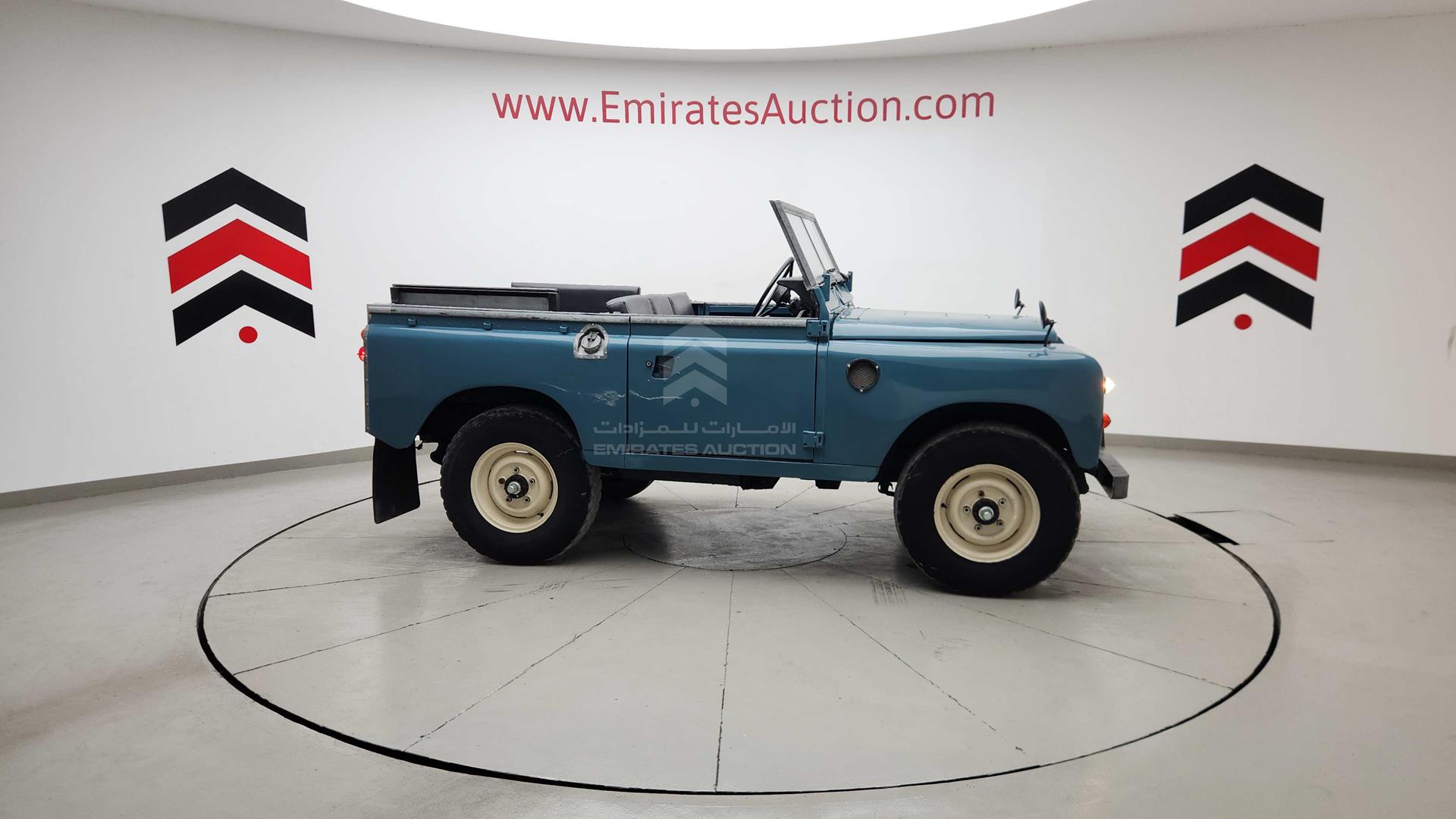 1985 LAND ROVER DEFENDER VIN: 565908