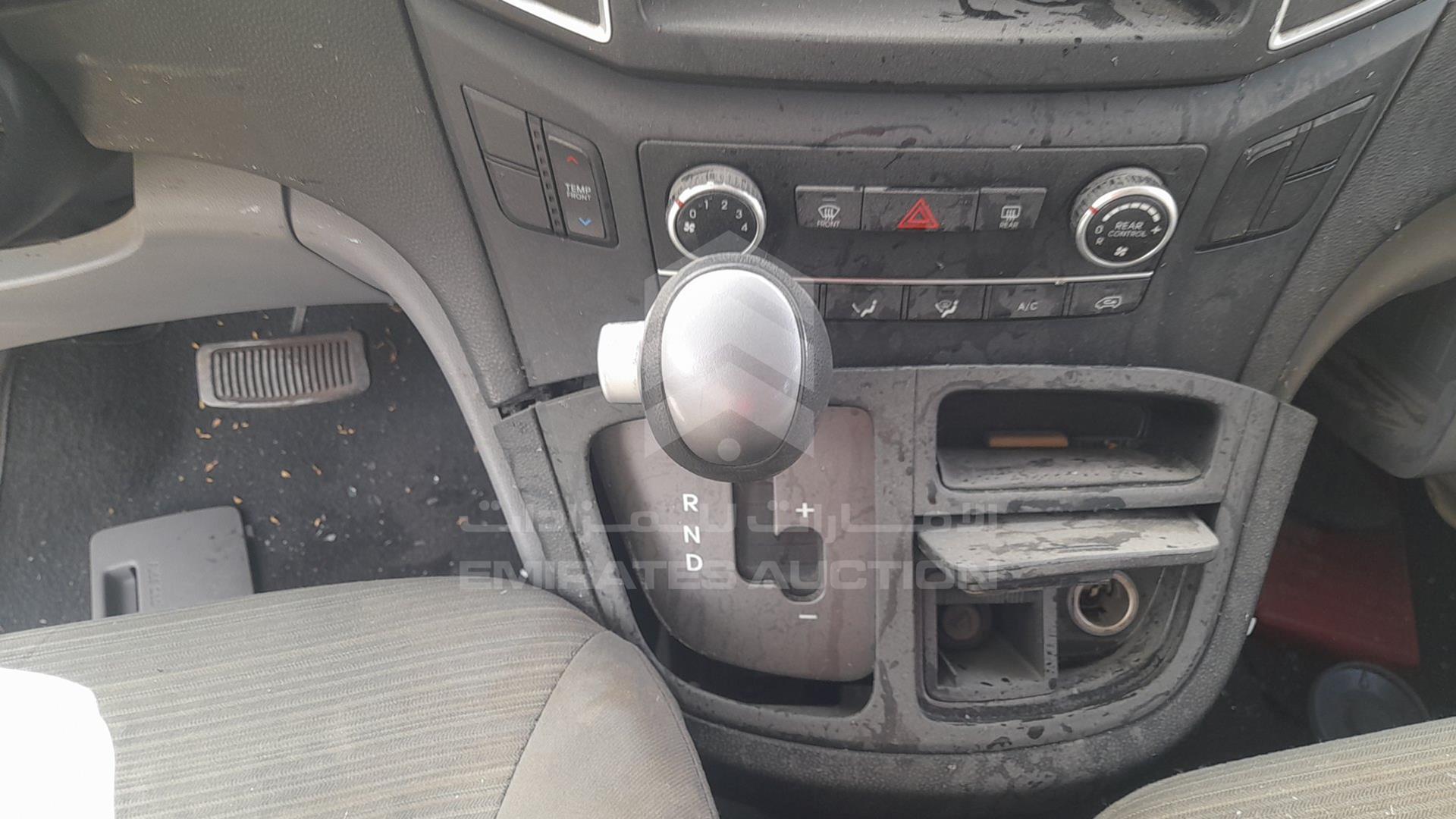 2020 HYUNDAI H1 VIN: KMJWA37R2LU128387