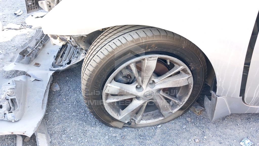 1N4AL3AP3FC190155 - 2015 NISSAN ALTIMA - #526316