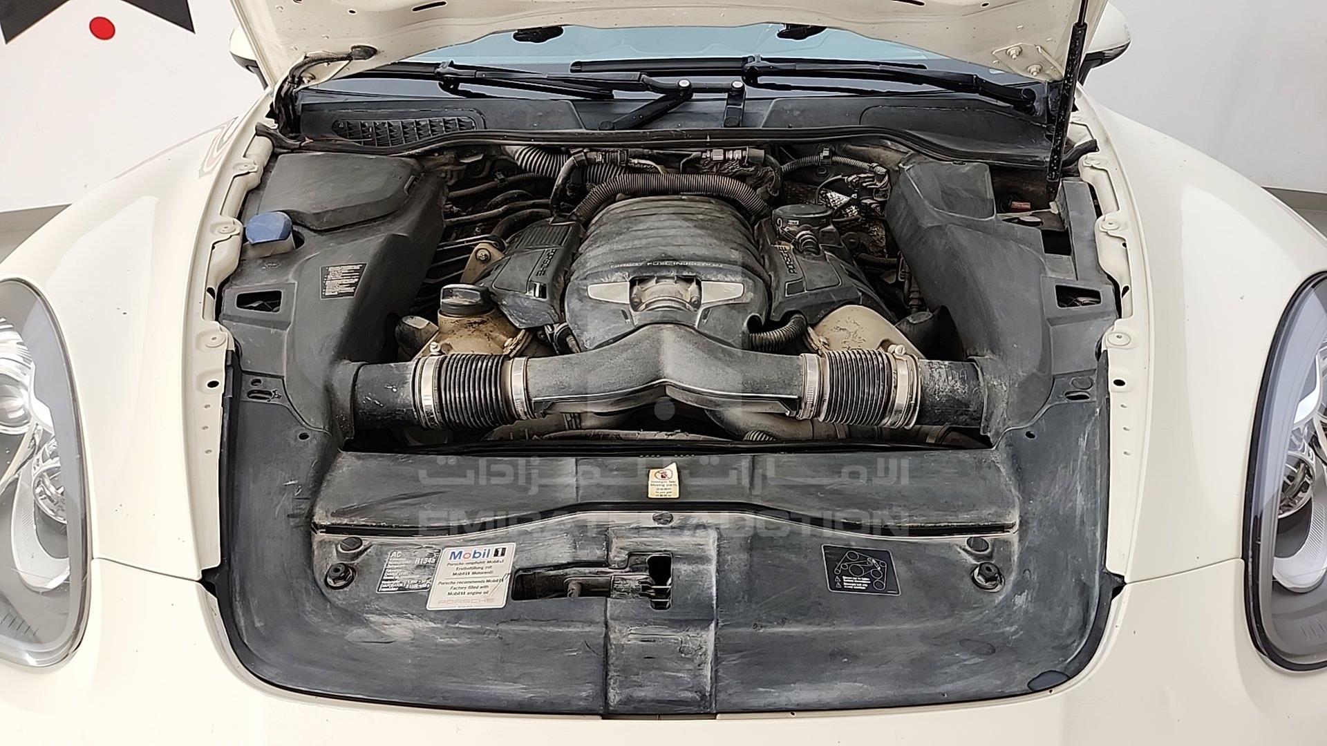 2011 PORSCHE CAYENNE VIN: WP1ZZZ92ZBLA41361