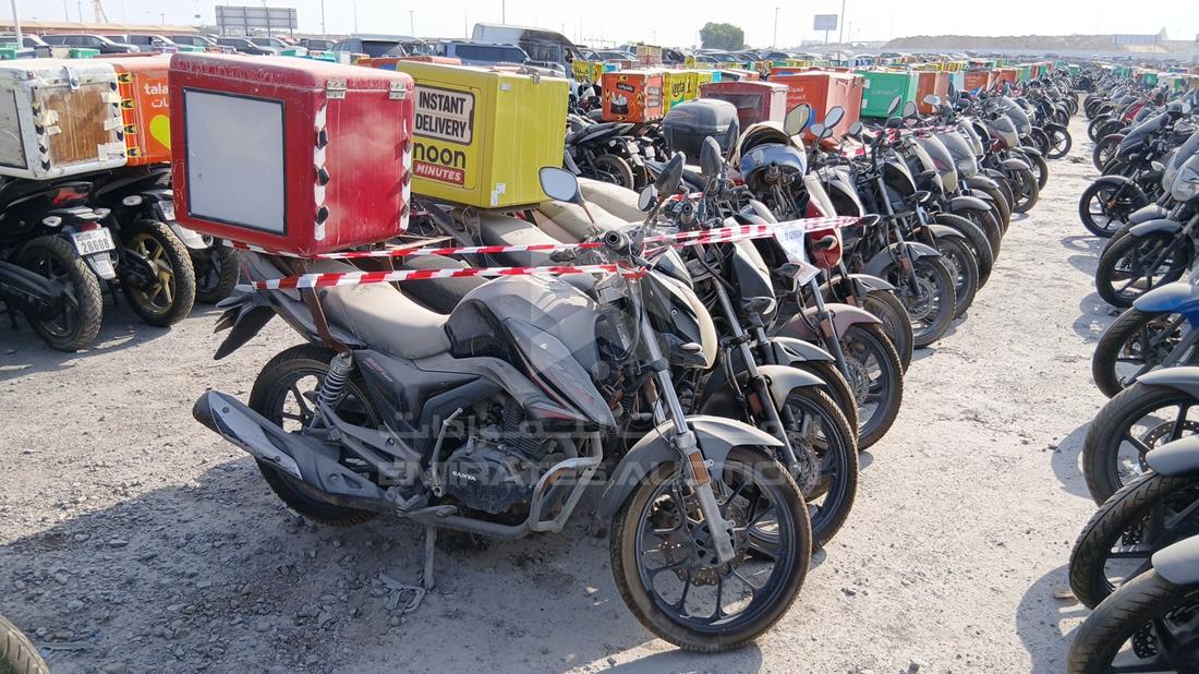 5 Motorbikes — Front Right Angle — Photo 11