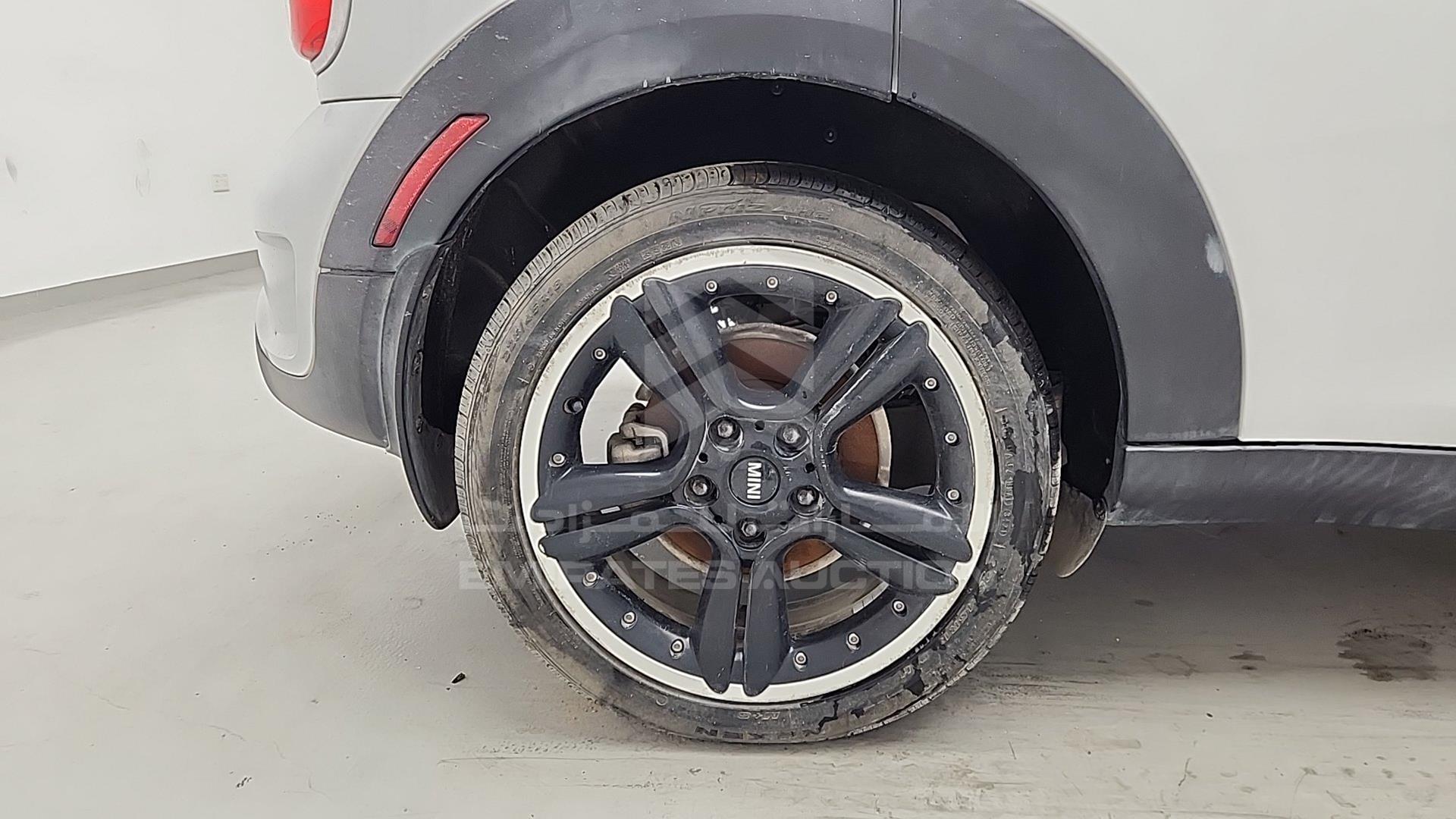 2014 MINI COOPER VIN: WMWZC3C50EWP27812