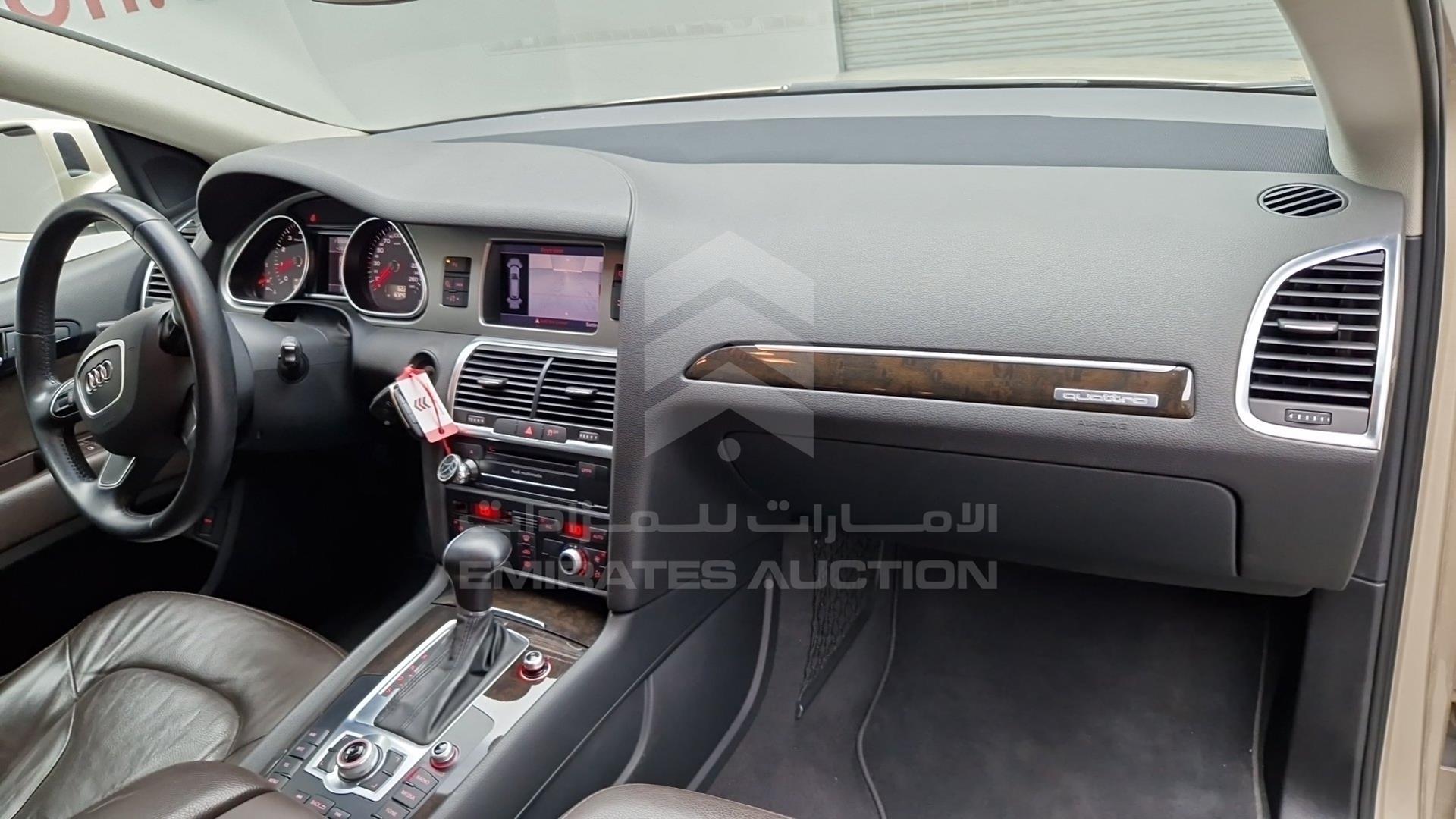 2015 AUDI Q7 VIN: WA1AGDFE9FD000195