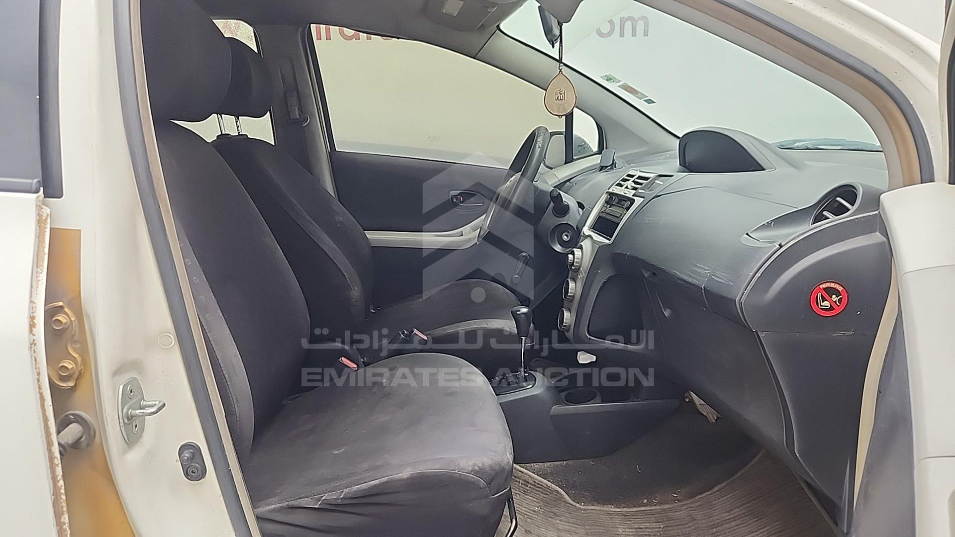 2007 TOYOTA YARIS VIN: JTDKW923275045523