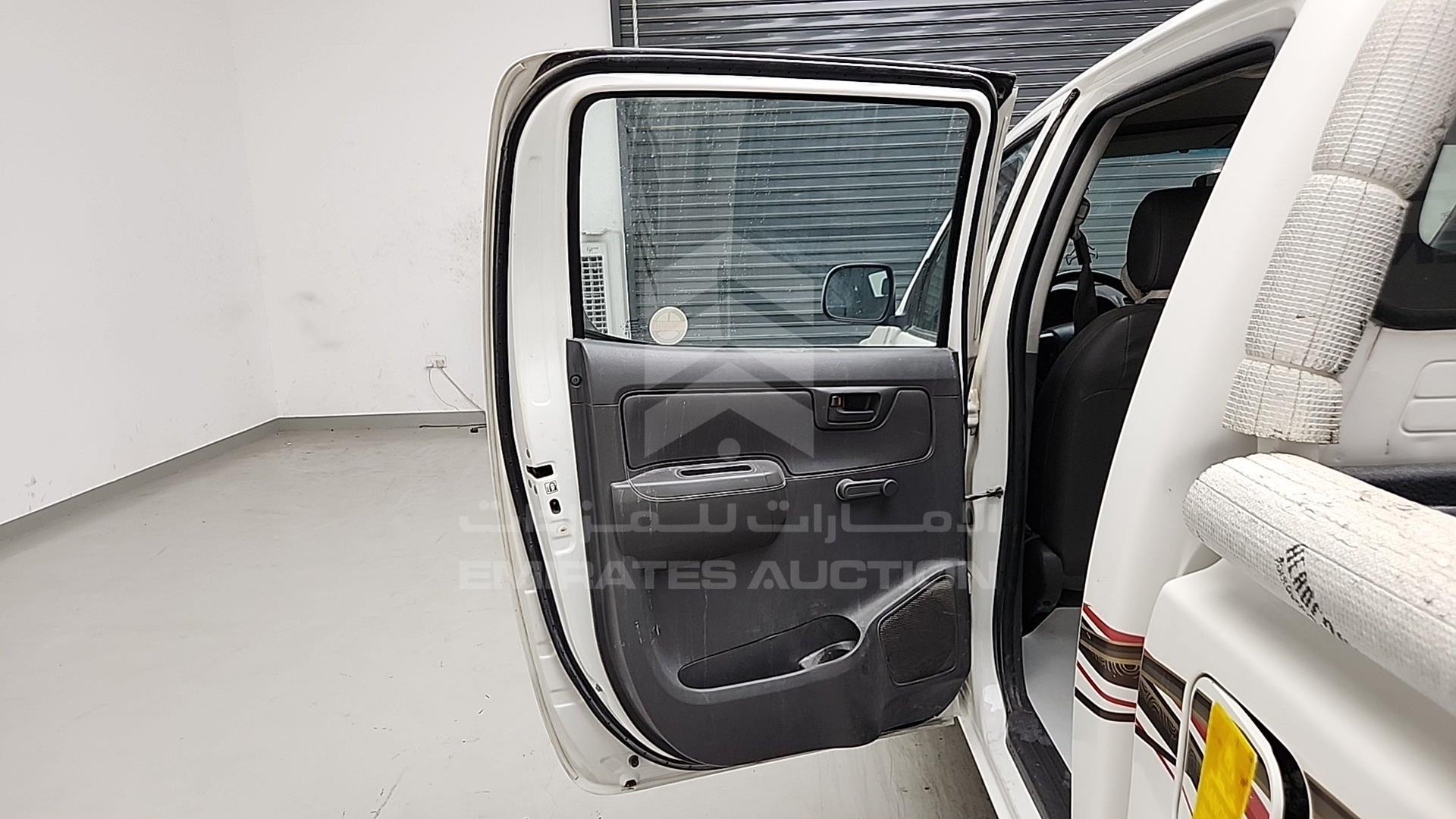 2015 TOYOTA HILUX VIN: MR0EX12G9F2356429