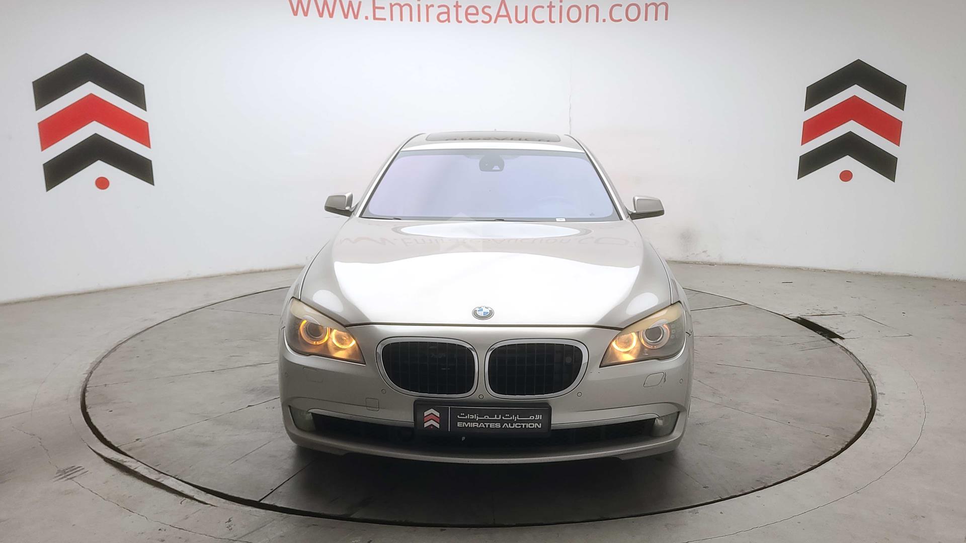 2010 BMW 750 VIN: WBAKB8108AC342700