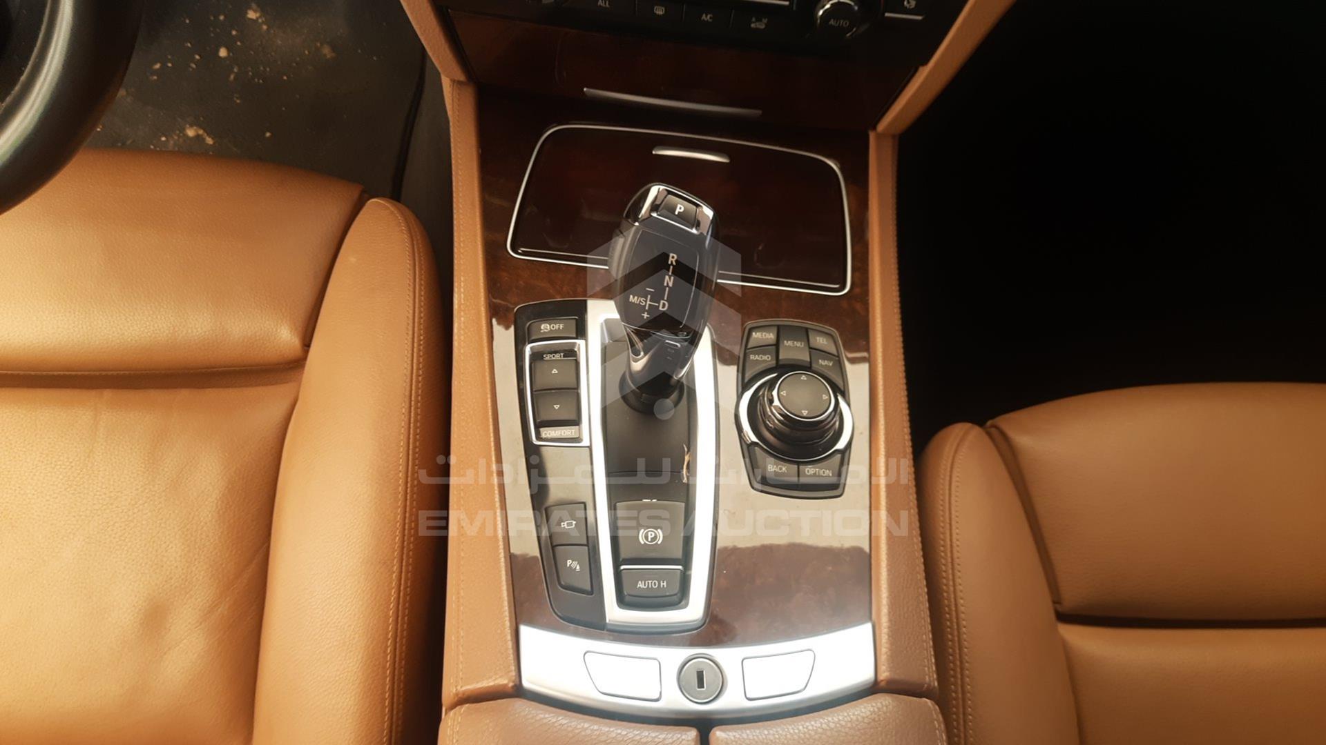 0 BMW --- VIN: WBAYE2108DDZ42176
