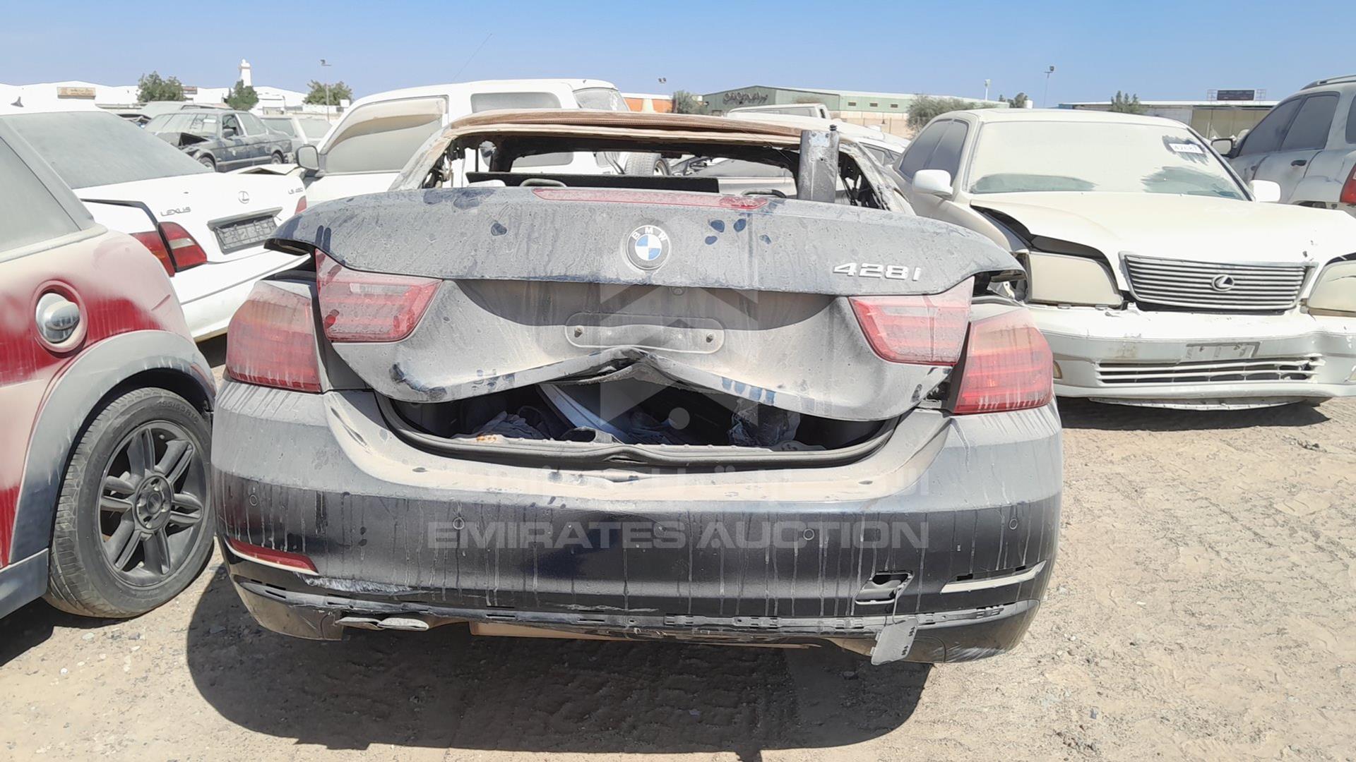 2014 BMW --- VIN: WBA3V3105EP721683