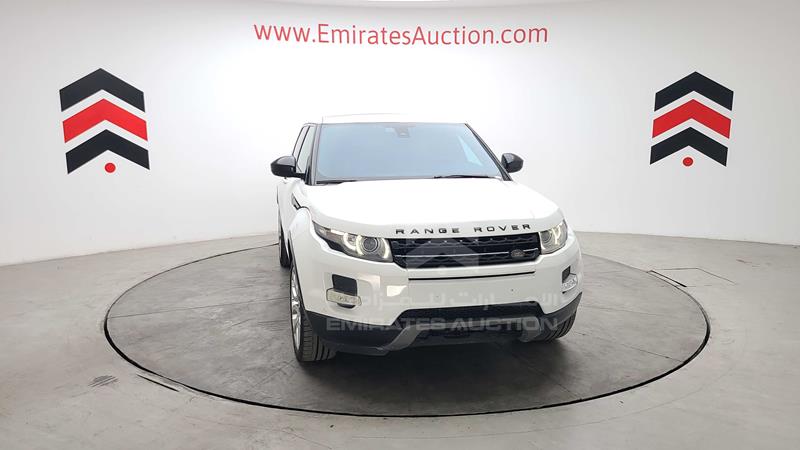 SALVA2BG0EH935397 Auction: EmiratesAuction Lot: 416781 SALVA2BG0EH935397 Range Rover Evoque 2014 WHITE Photo 2