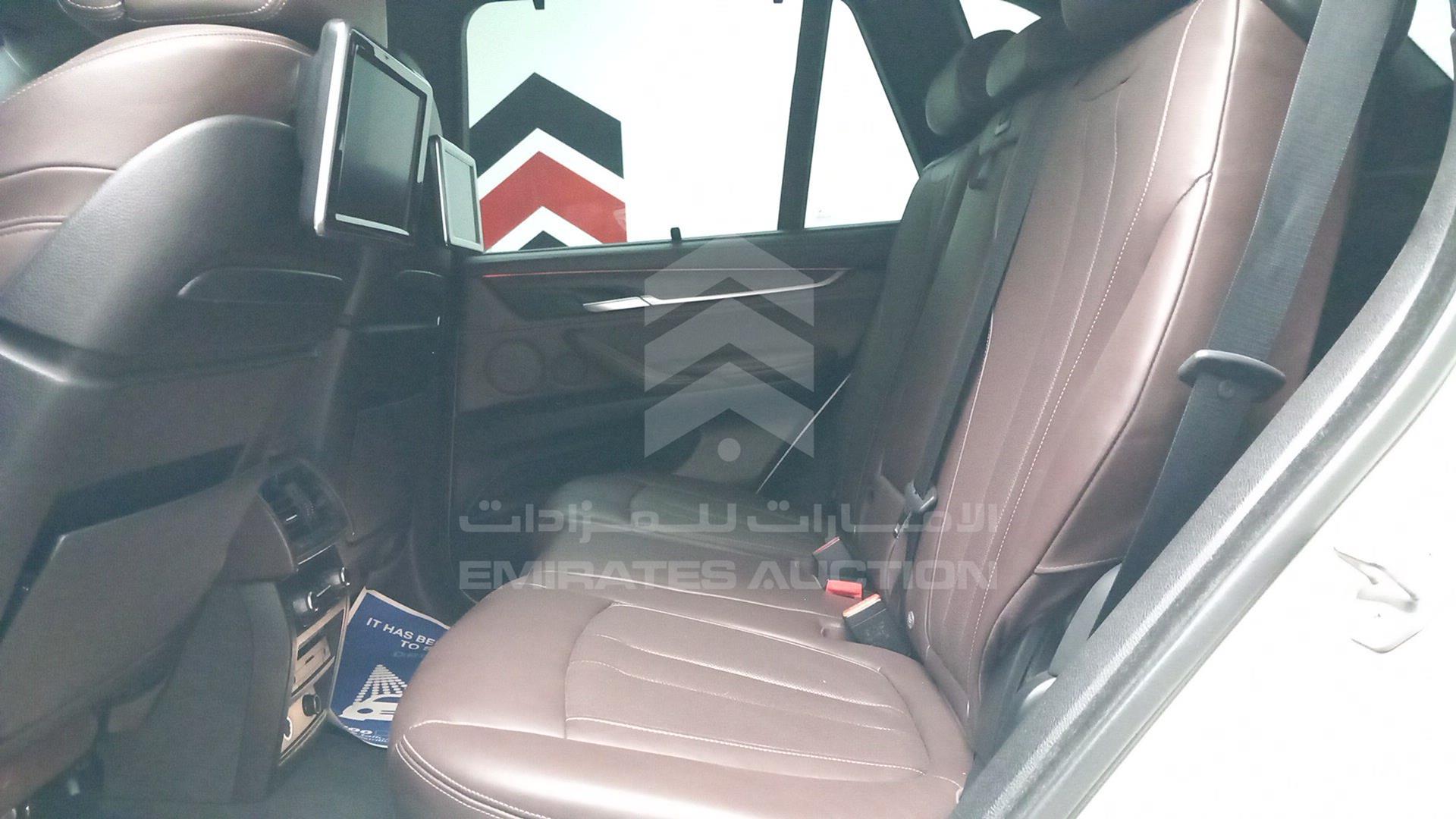 2016 BMW X5 VIN: WBAKR6102G0G98945