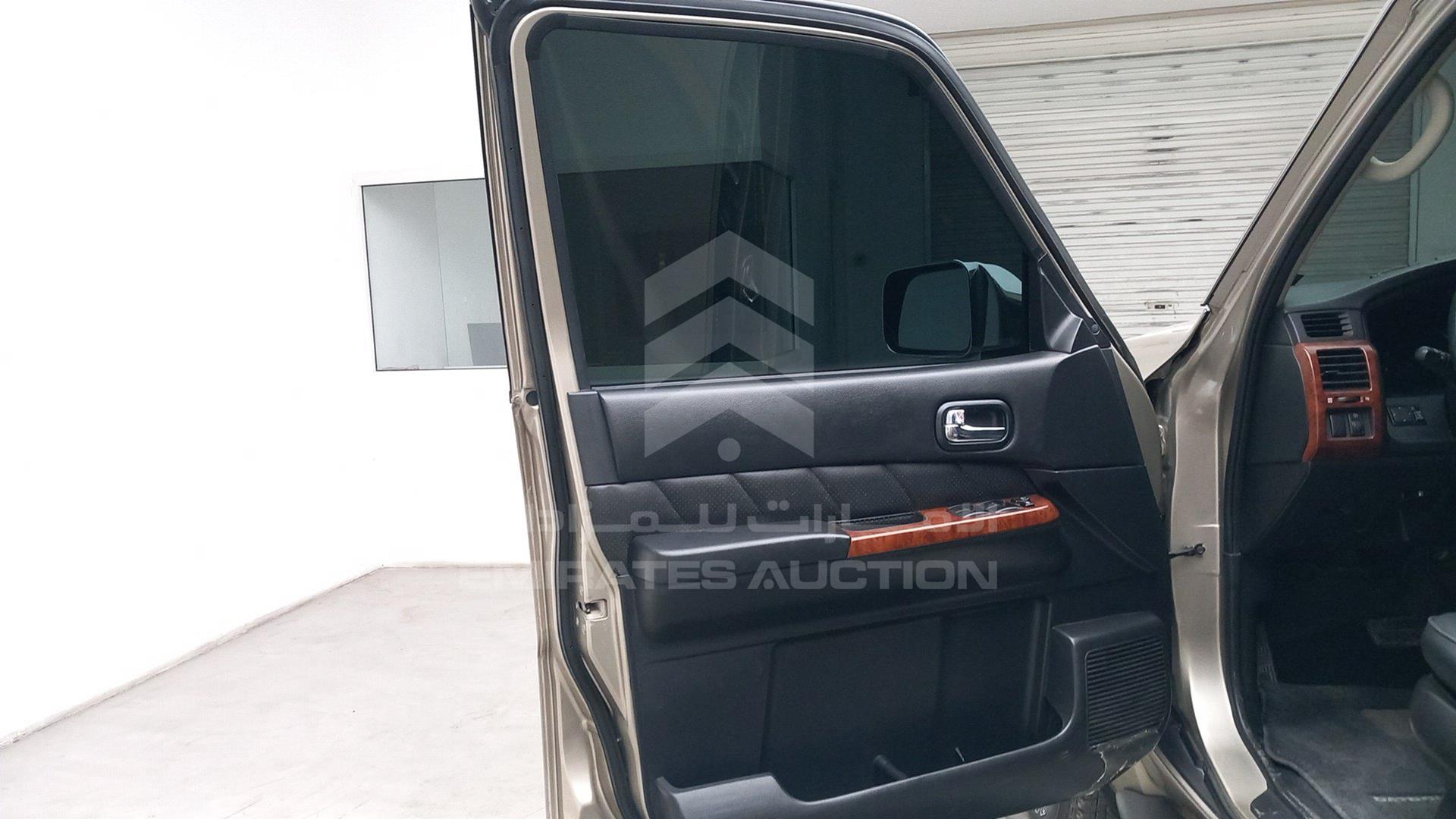 2017 NISSAN PATROL VIN: JN1TFSY61Z0571382