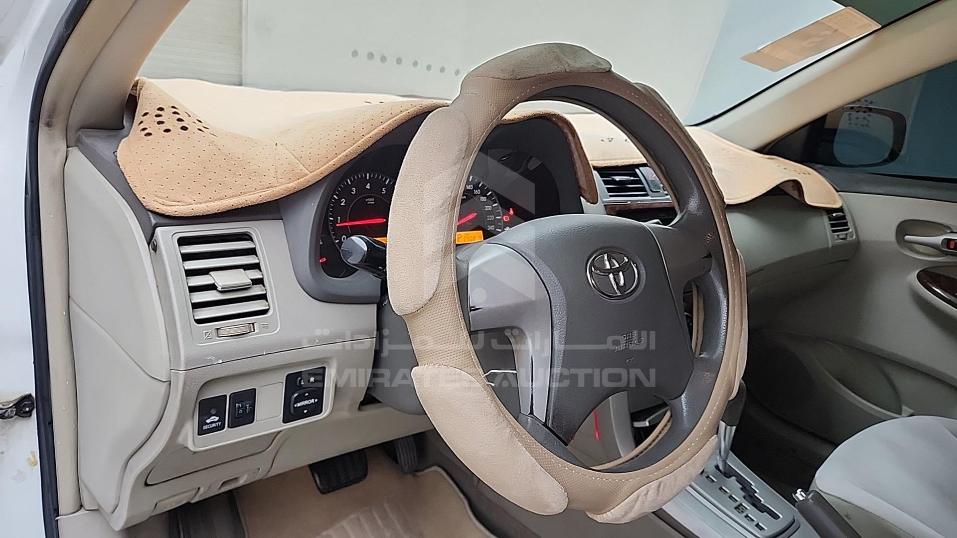 2008 TOYOTA COROLLA VIN: JTDBR42E489013095