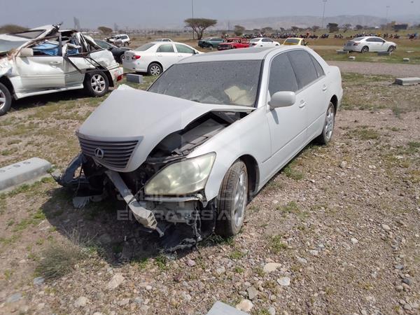 Lexus LS 430 2004 JTHBN36F440145926 Image 2