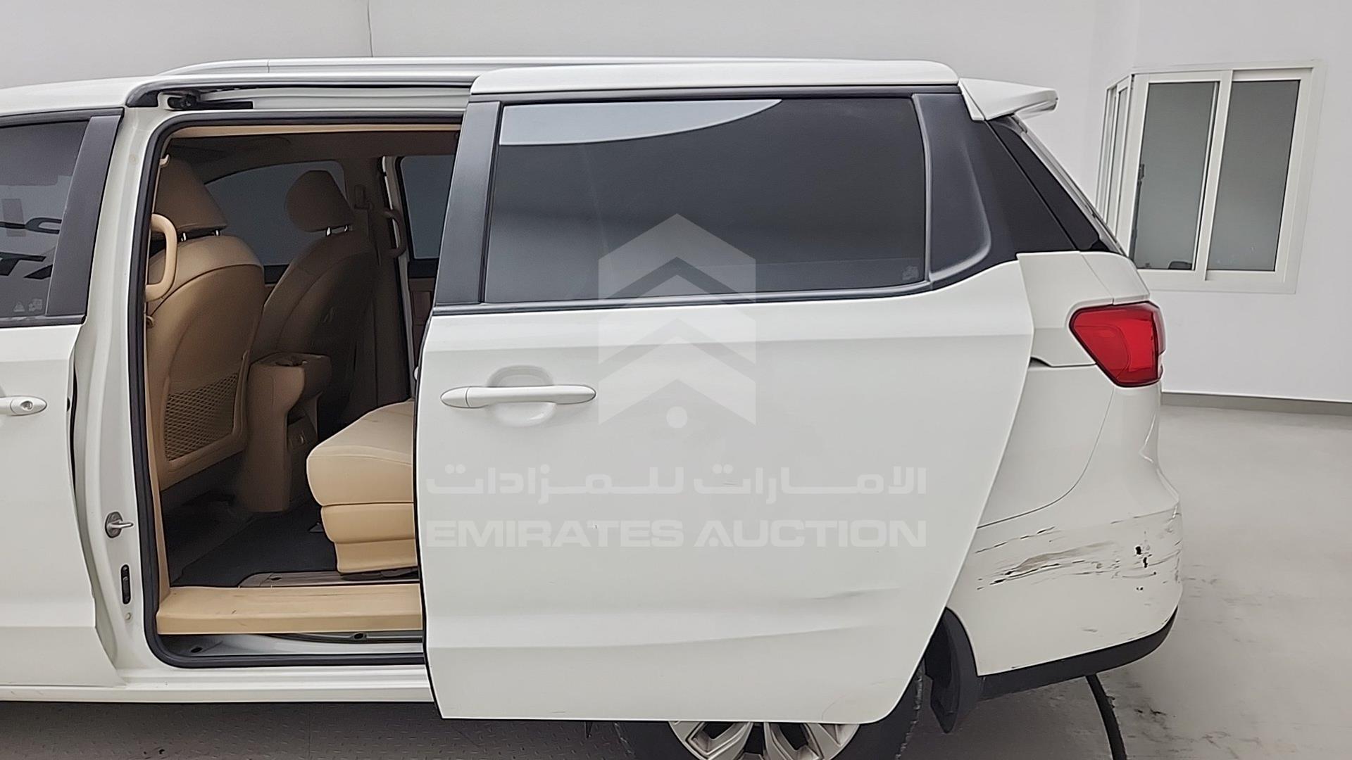 2020 KIA CARNIVAL VIN: KNAMB8123L6623802