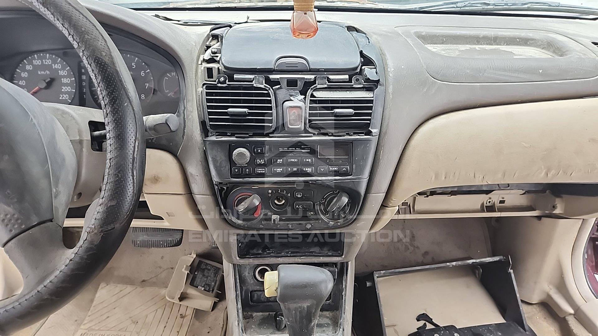 2002 NISSAN SUNNY VIN: JN1FN61C72W012401