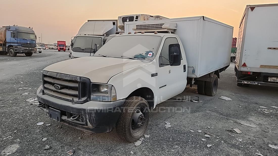 2003 Ford F 350 — Front Left Angle — Photo 5