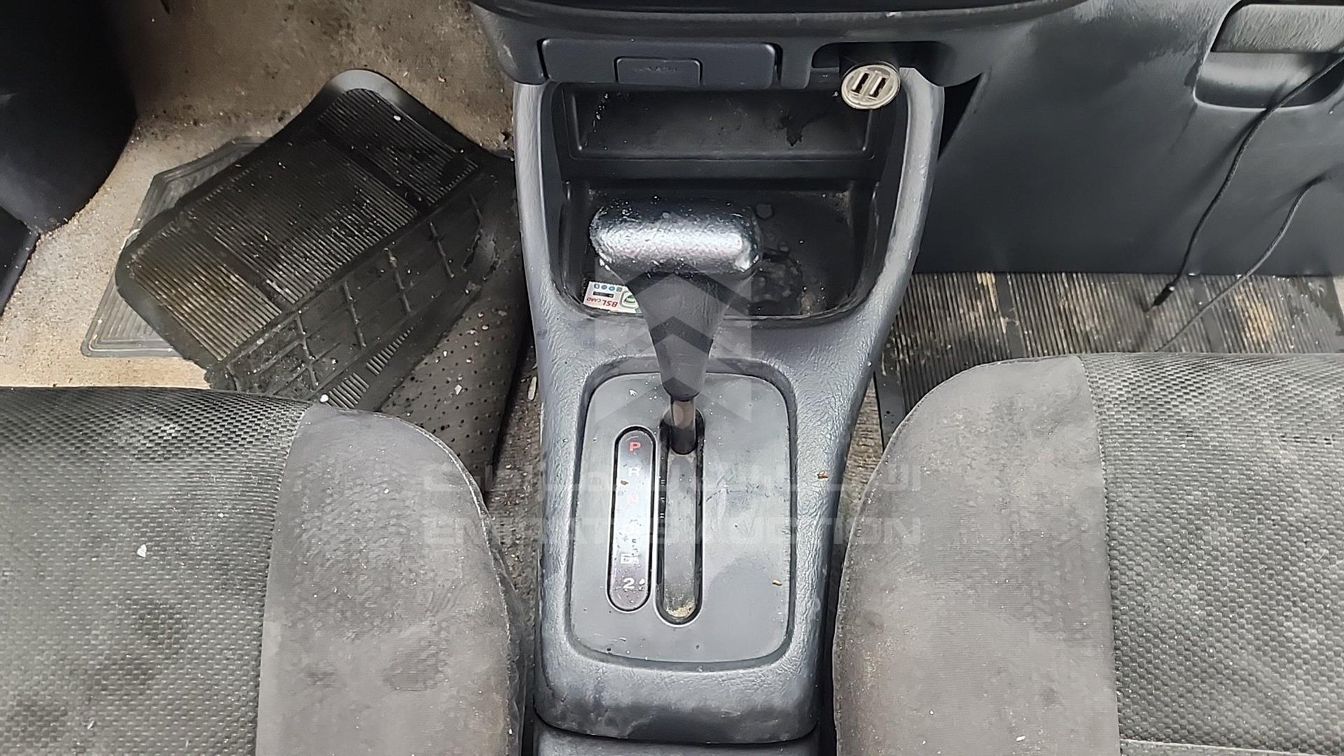 1997 HONDA CIVIC VIN: JHMEK36400S117098
