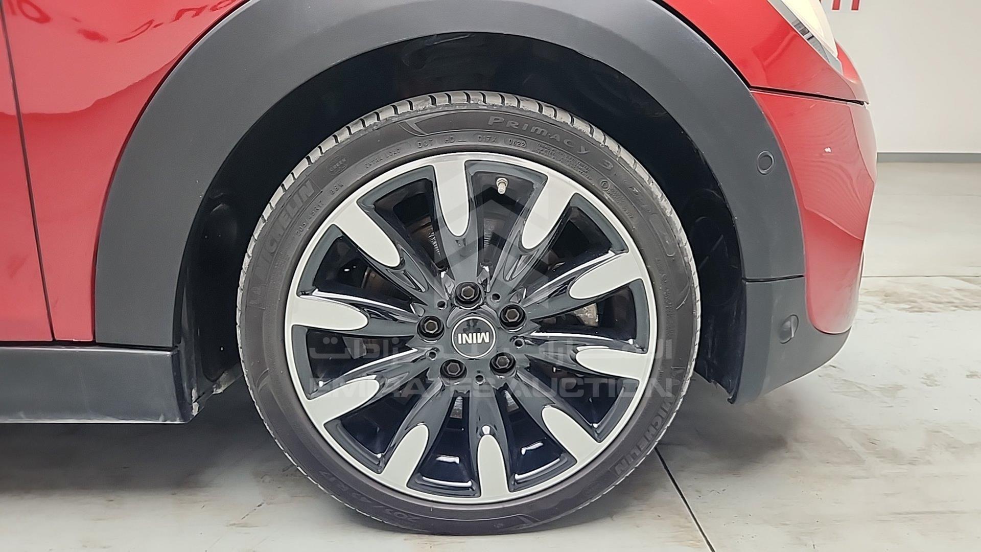 2017 MINI COOPER S VIN: WMWXS7101HT847147