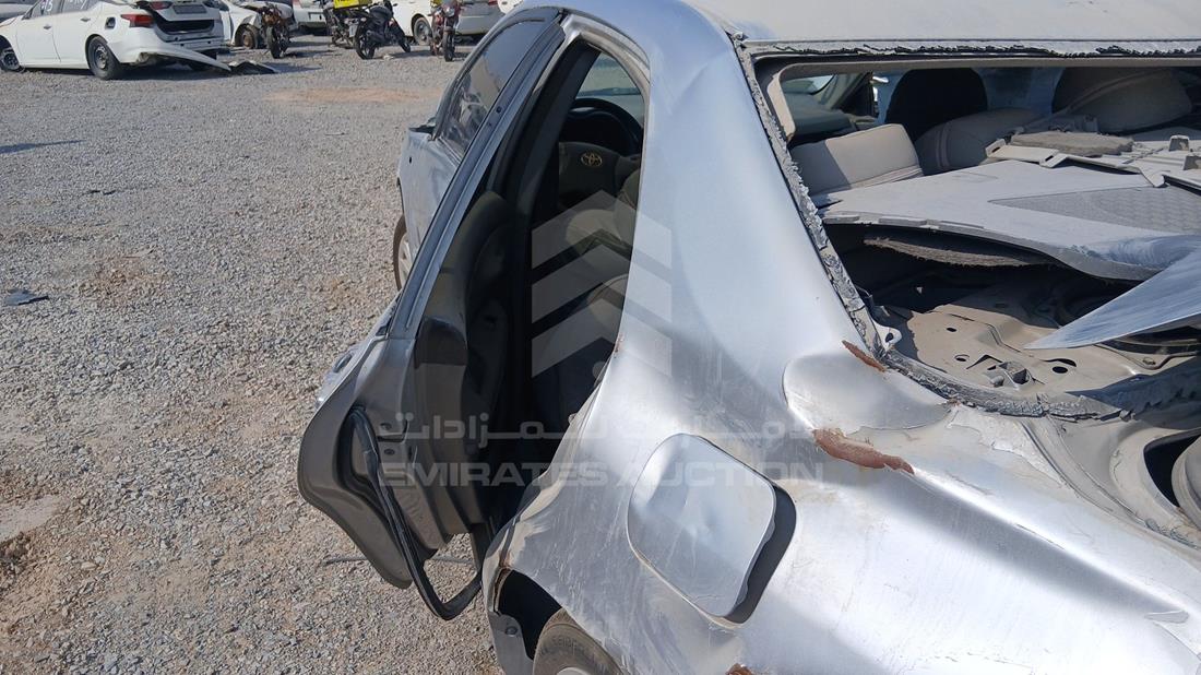 تويوتا كورولا 2008 — الباب الخلفي الأيسر — صورة 18