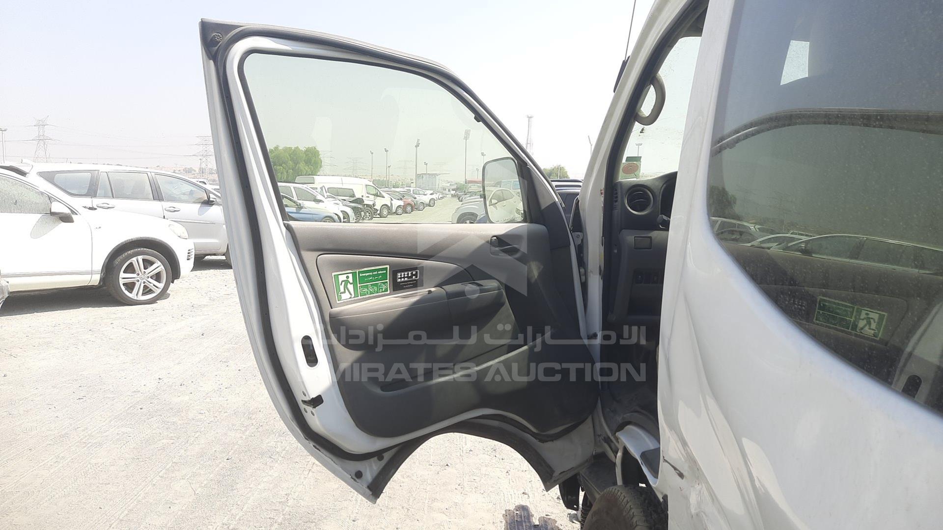 2019 NISSAN URVAN VIN: JN6BE6DS8K9061049