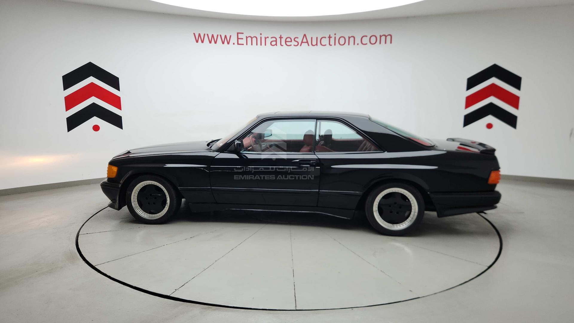 1989 MERCEDES 560 SEC VIN: WDBCA45E3KA487048