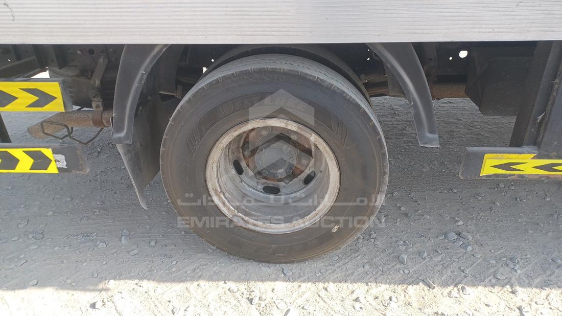 2020 Mitsubishi Canter — Rear Right Tyre — Photo 35
