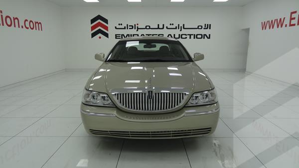 لينكون تاون كار للبيع في الامارات
