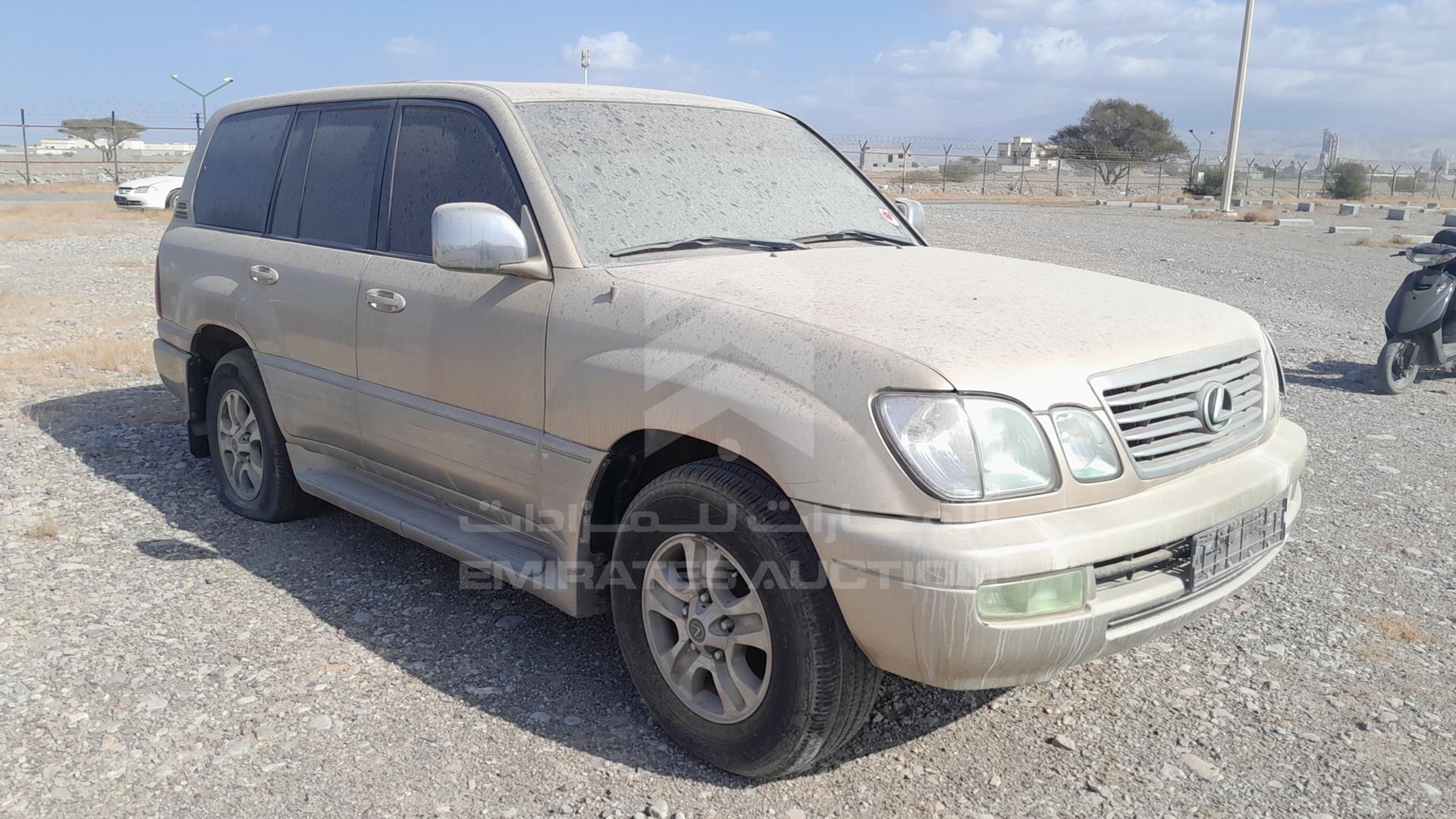 2001 LEXUS LX 470 VIN: JTJHT00W913508303