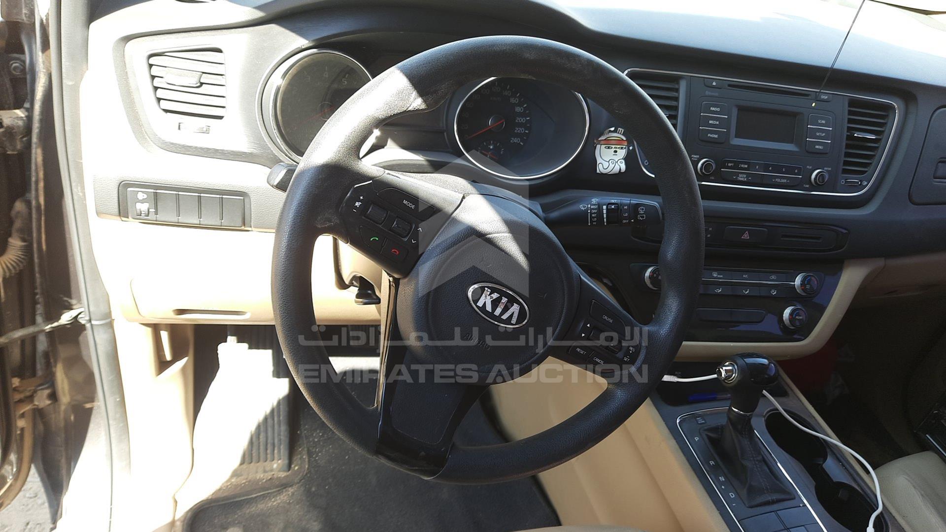 2016 KIA CARNIVAL VIN: KNAMB8127G6168278
