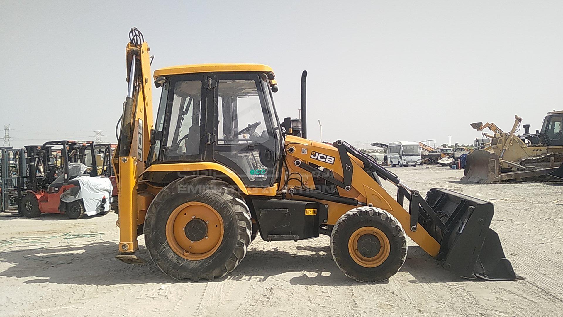 2017 JCB 3DX VIN: HAR3DXSUE01492455