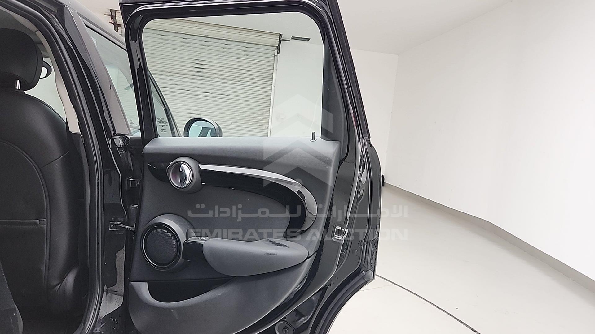 2015 MINI COOPER VIN: WMWXS5C53FT827279