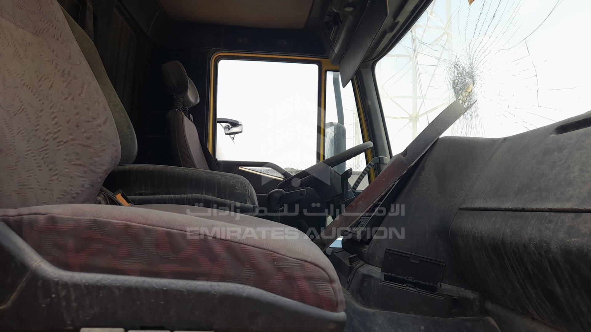 0 IVECO --- VIN: WJMB1VNS00C118985