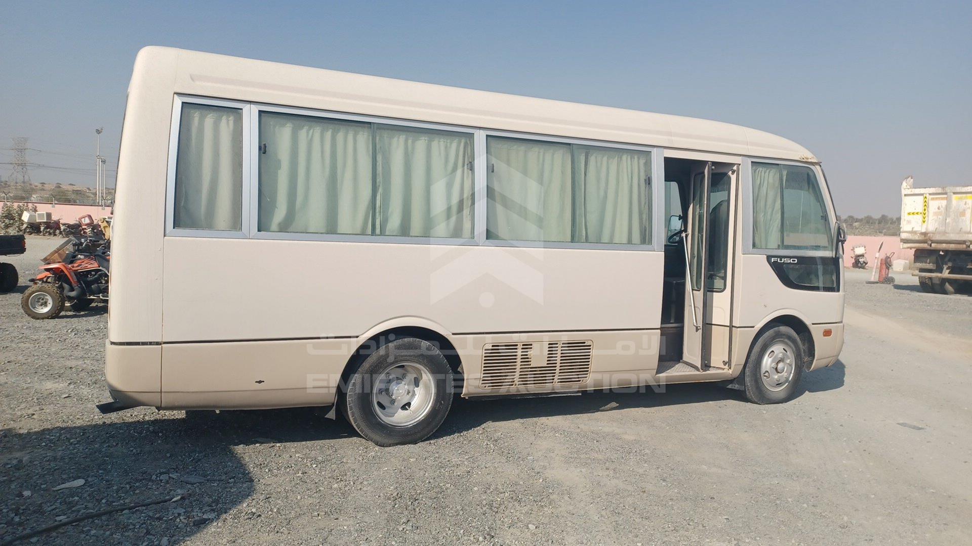 2018 MITSUBISHI ROSA VIN: JL5B3E6P3JPG00256