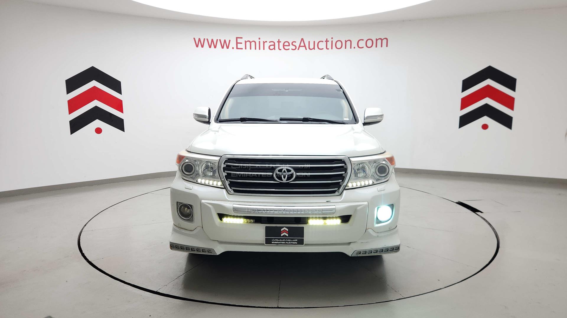 2013 TOYOTA LAND CRUISER VIN: JTMHV09JXD4095973
