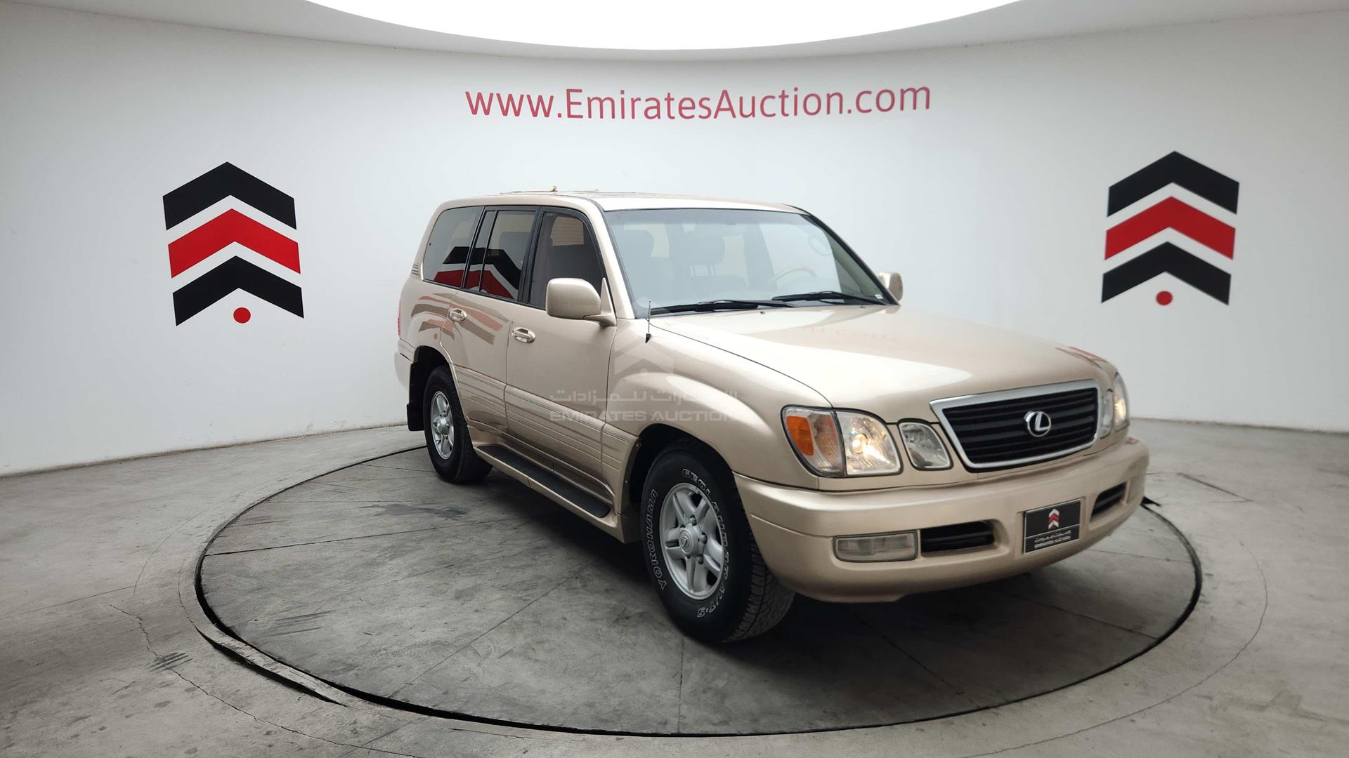2001 LEXUS LX 470 VIN: JTJHT00W513501087