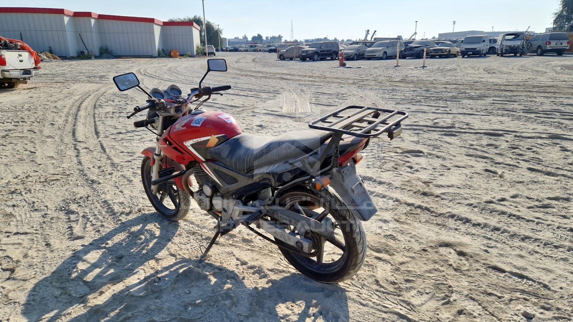 2014 HONDA MOTORBIKE VIN: 9C2MC3504ER350232