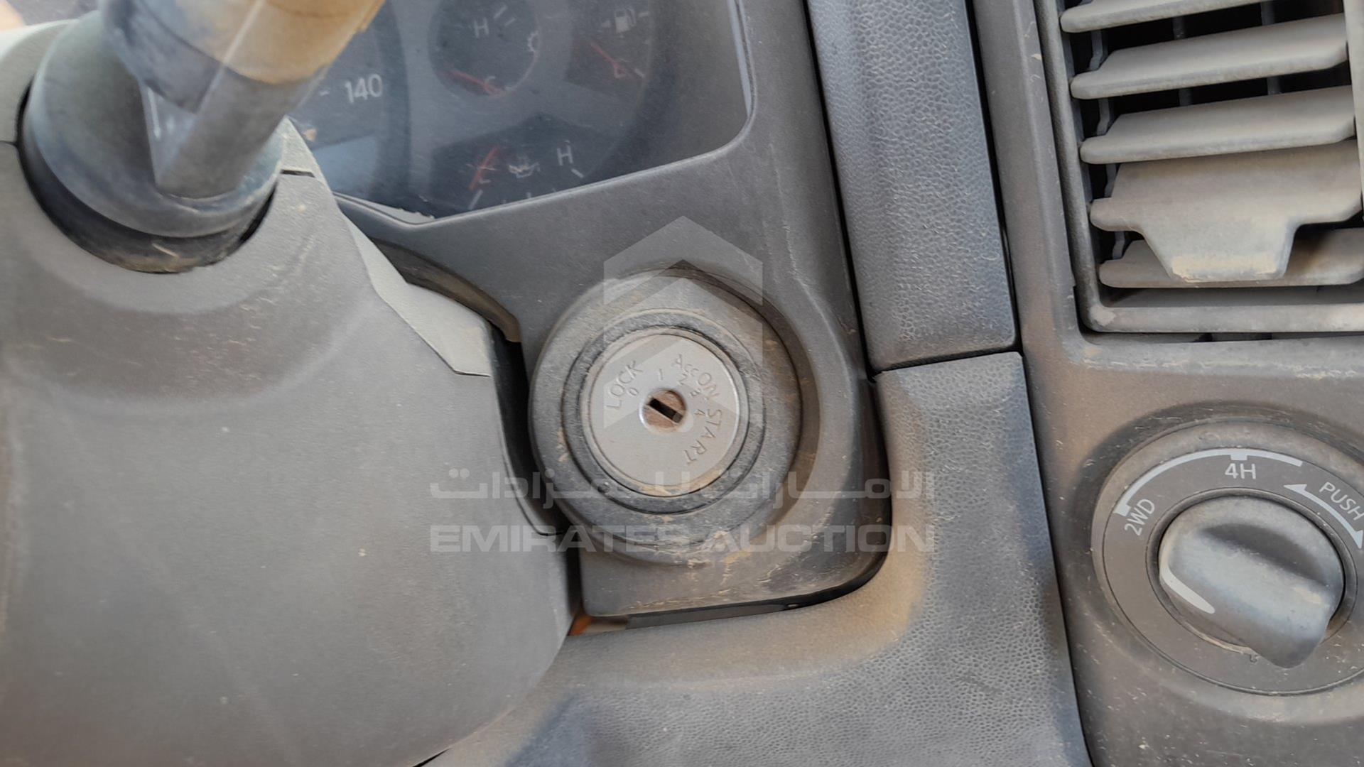 2005 NISSAN TITAN VIN: 1N6AA07B15N512186