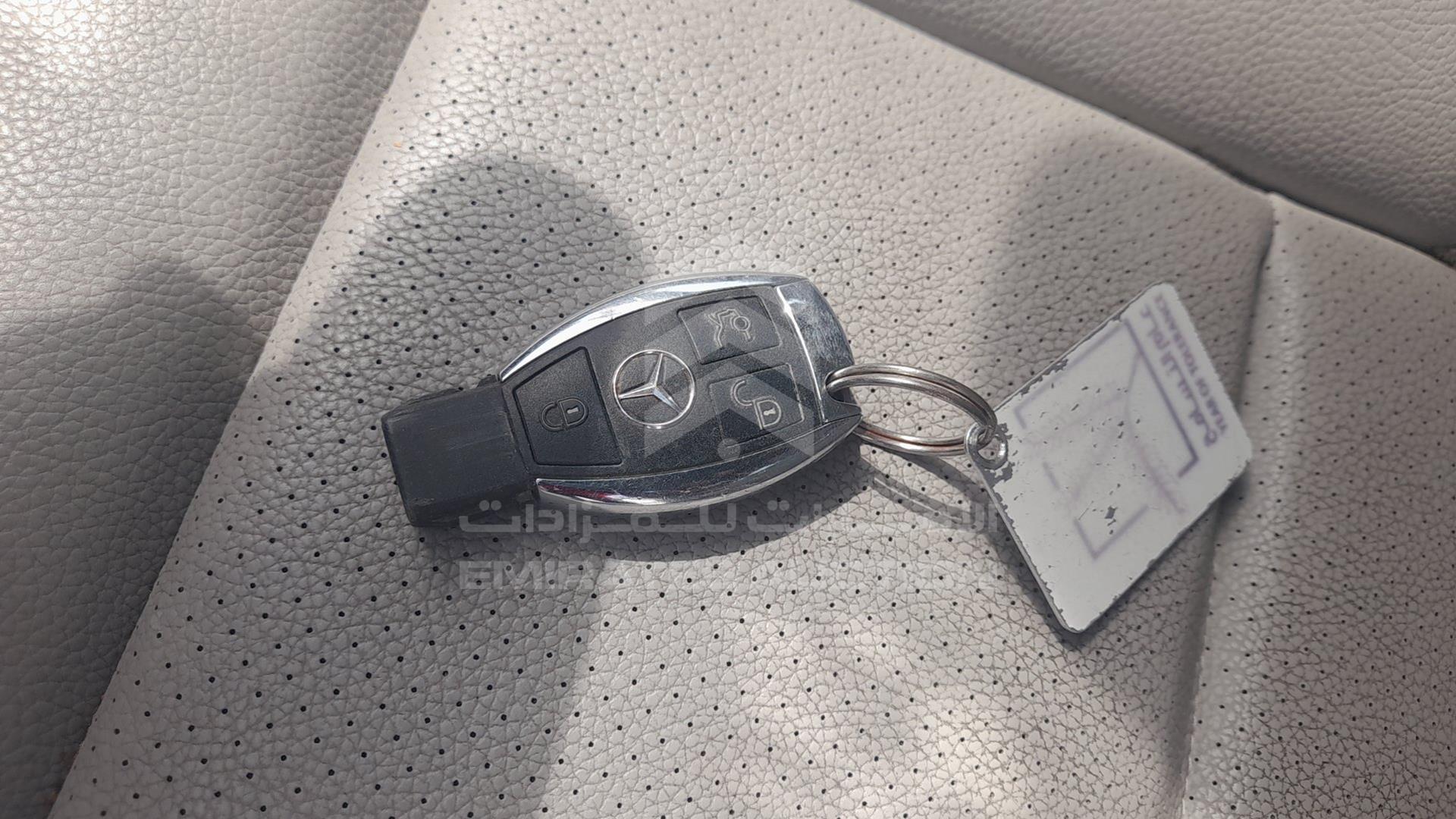 0 MERCEDES --- VIN: WDDHF5EB3BA353702