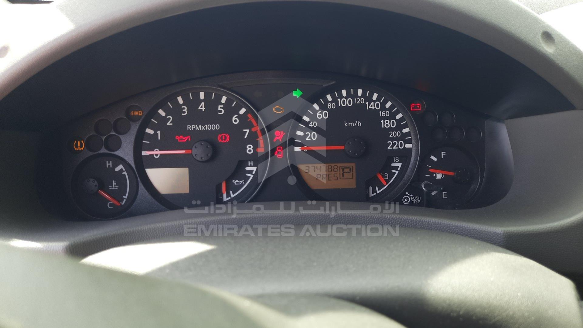 2014 NISSAN XTERRA VIN: 5N1AN0N60EN813427