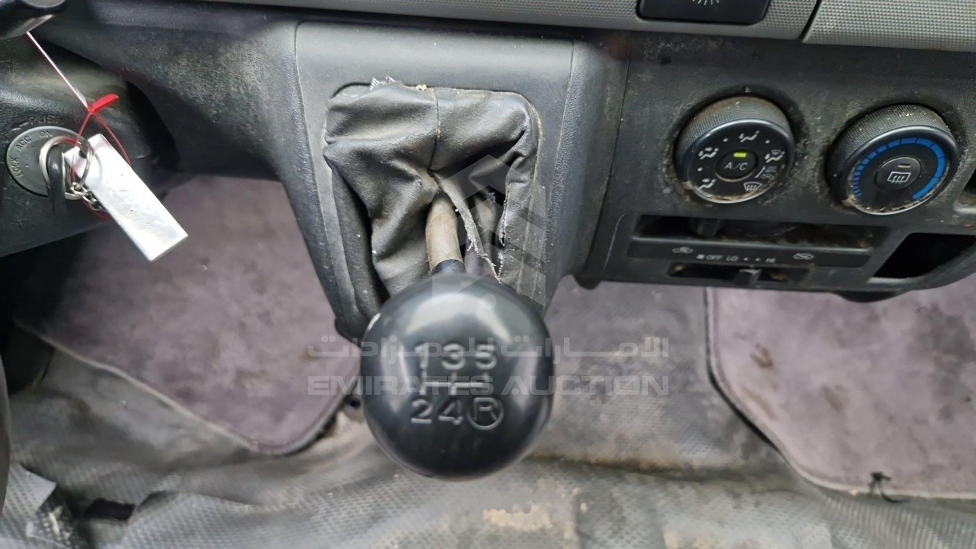 2008 TOYOTA HIACE VIN: JTGJX02P283001030