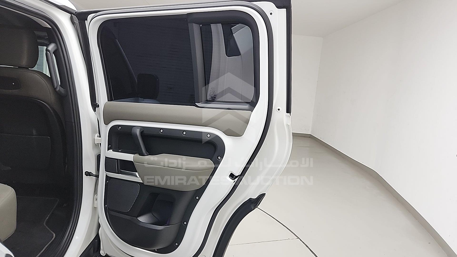 2021 LAND ROVER DEFENDER VIN: SALEA7BU2M2035119