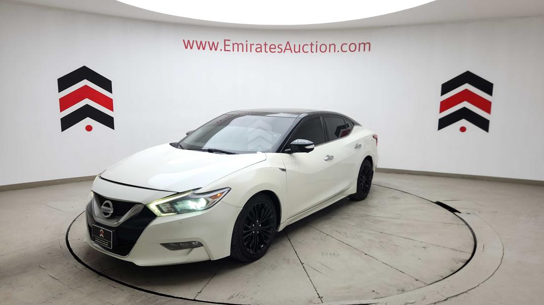 2016 Nissan Maxima — Front Left Angle — Photo 8