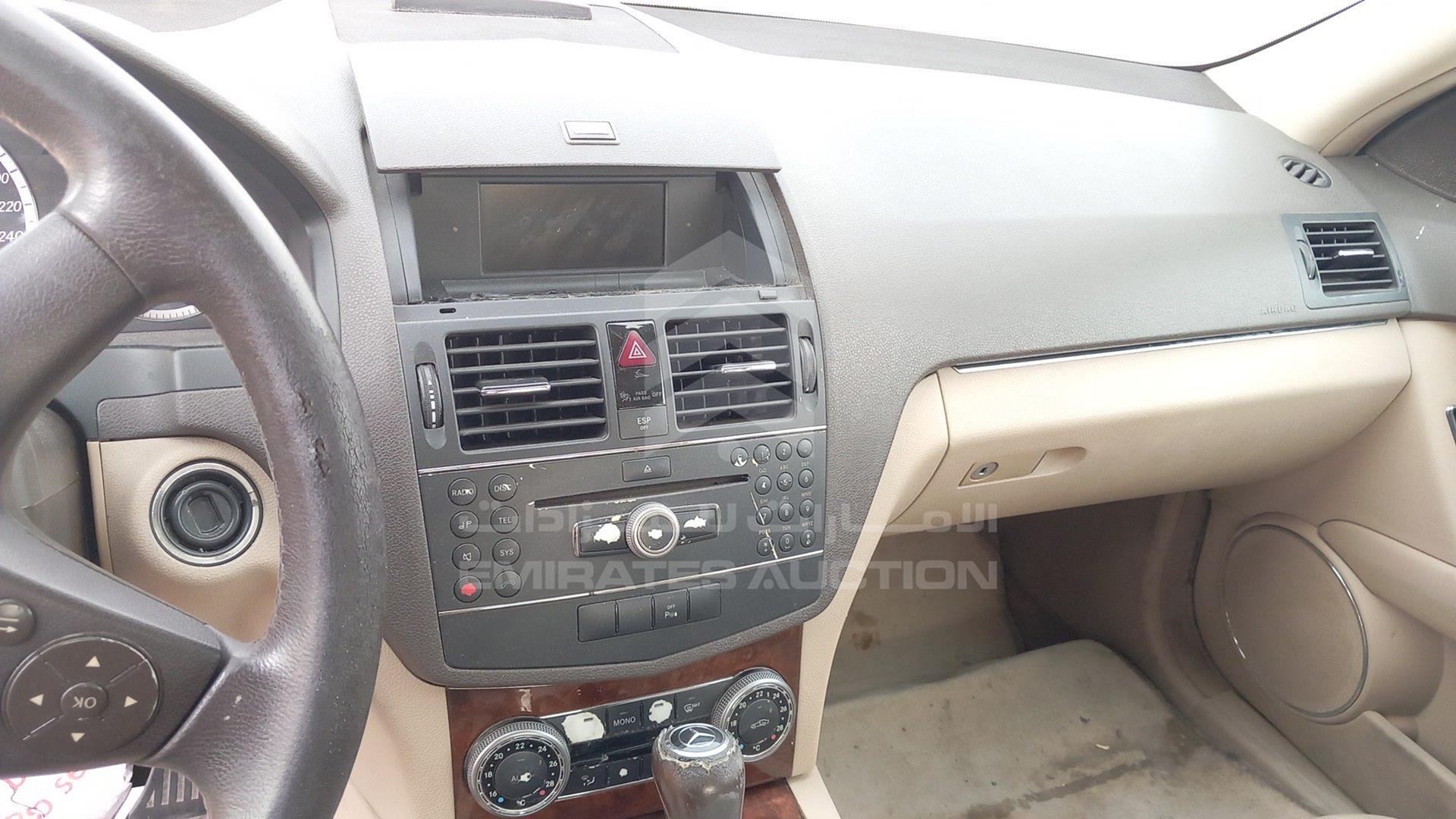 2009 MERCEDES C 180 VIN: WDDGF46X99A240024