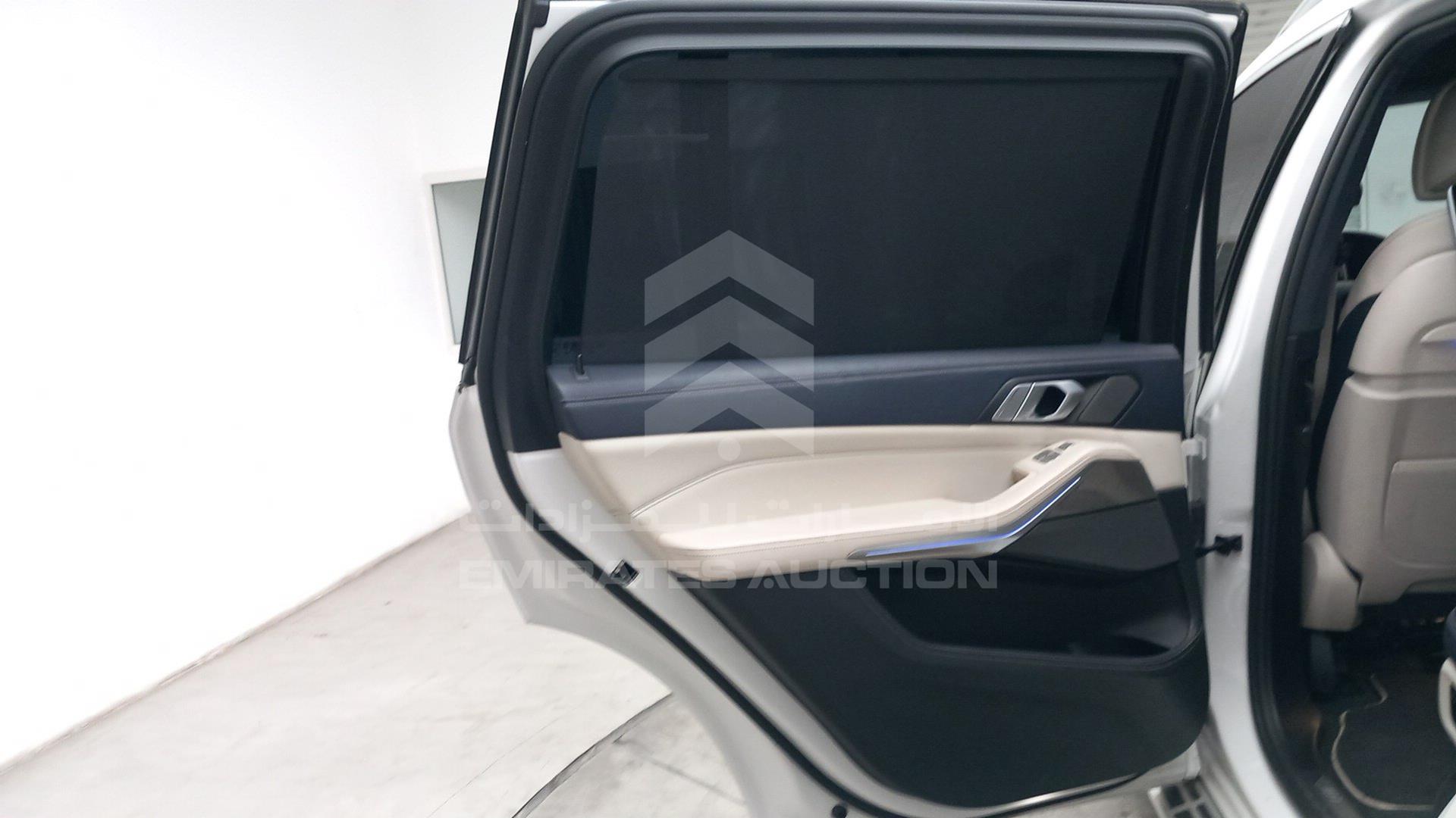 2019 BMW X 7 VIN: WBACX4A02KLB37490