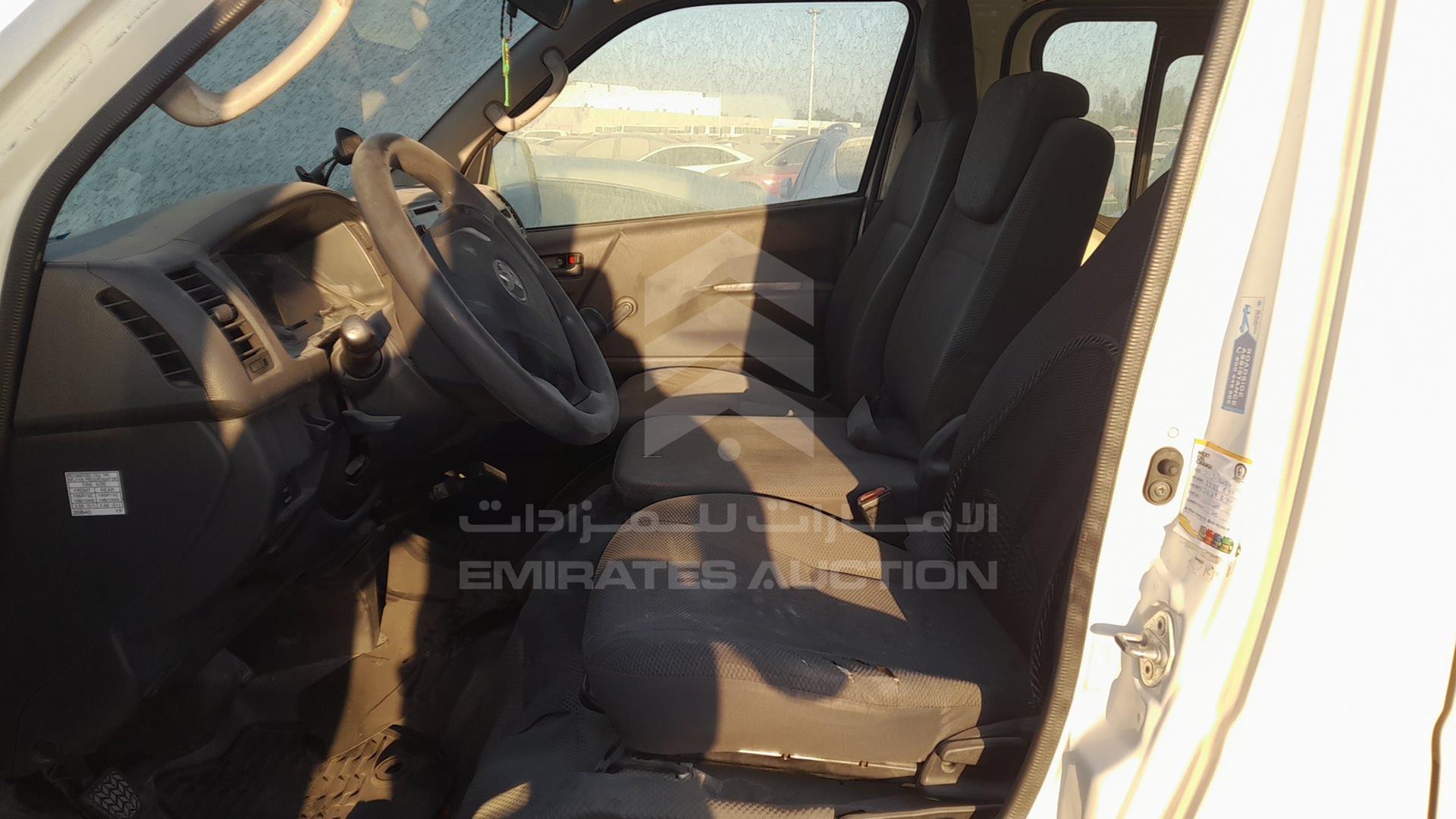 2018 TOYOTA HIACE VIN: JTFHX02P3J0117606