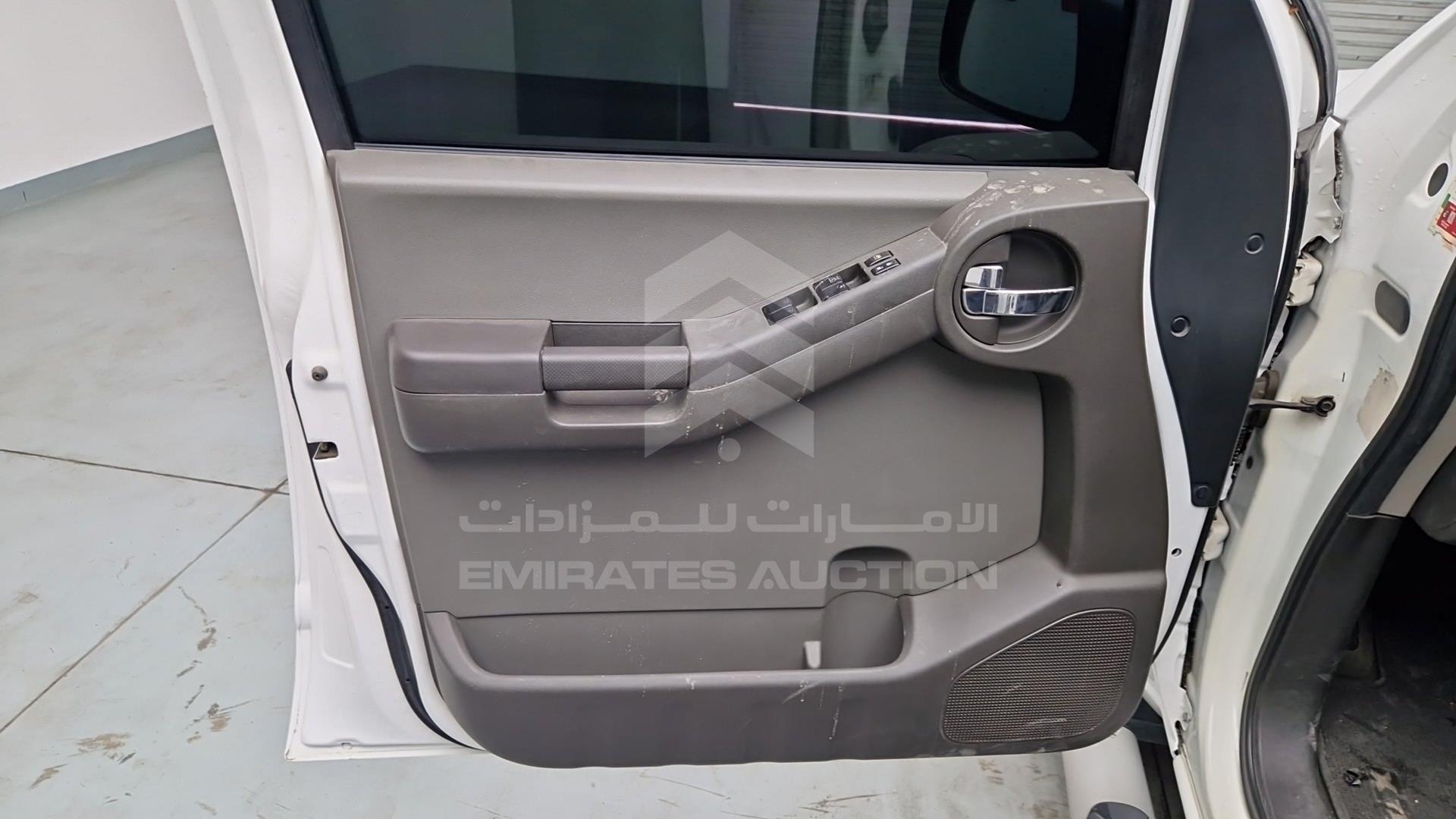 2013 NISSAN XTERRA VIN: 5N1AN0N64DN812232